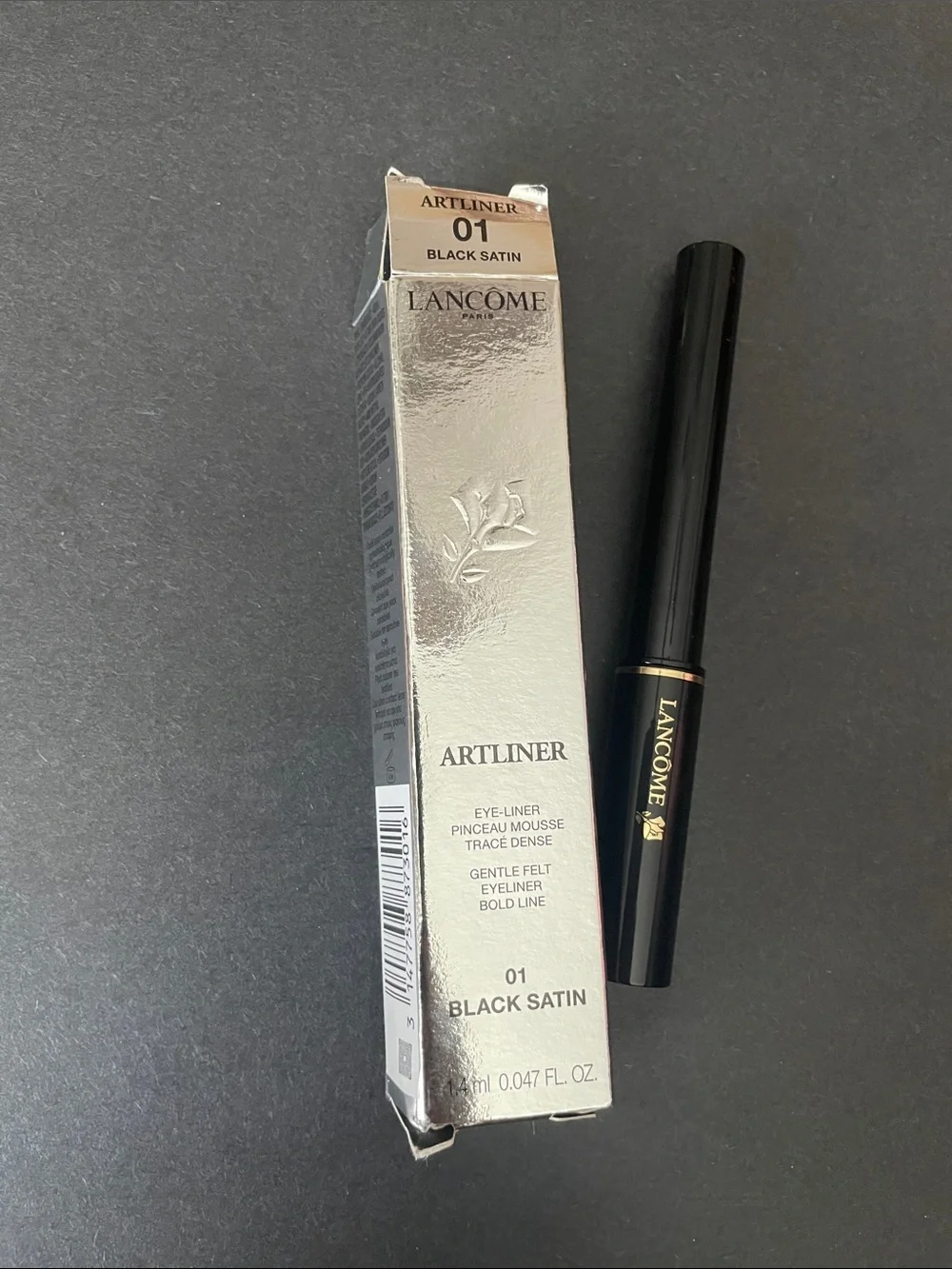 Lancôme Artliner 01 Black Satin Felt Eyeliner - Black